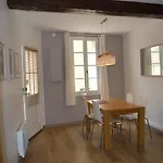 Emilion Aparthotel