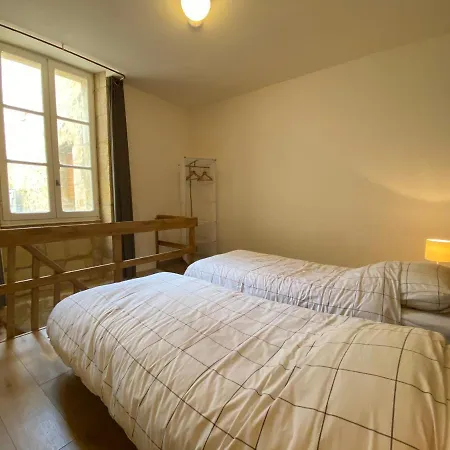 Emilion Apartment